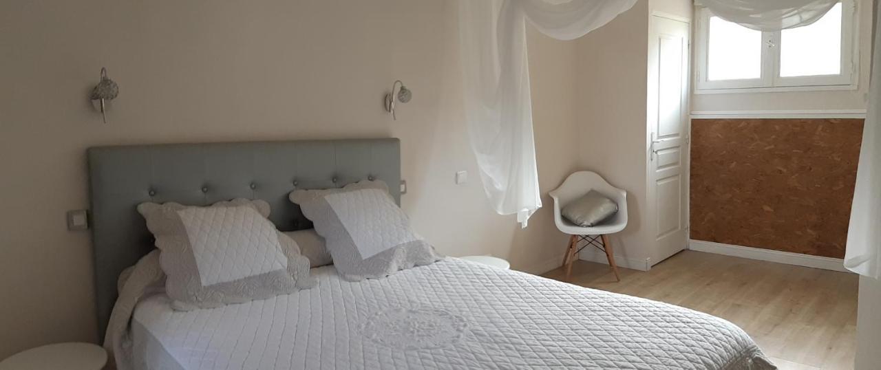 Gites Le Clos Des Pradals- Montagne & Nature A Banat Tarascon Ariege Exterior photo